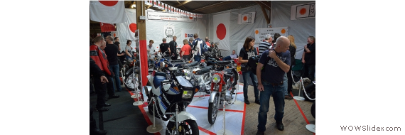 VJMC Show Stand